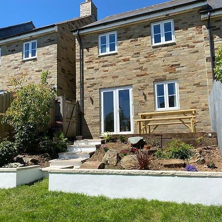 Stylish 3 Bed Home With Allocated Parking For 2 Liskeard Esterno foto