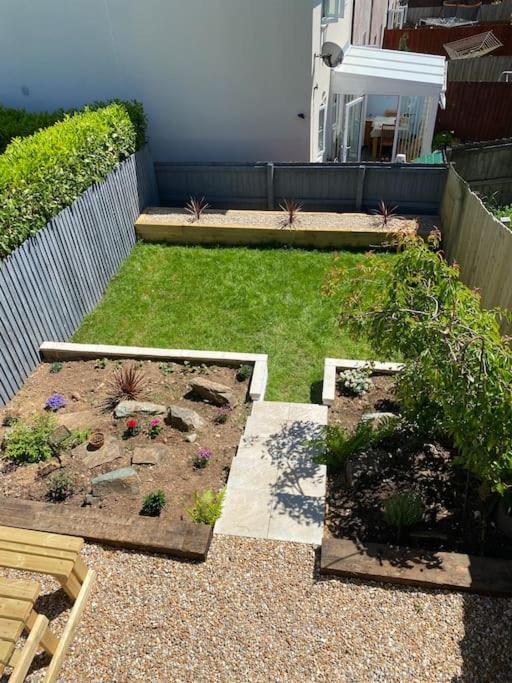 Stylish 3 Bed Home With Allocated Parking For 2 Liskeard Esterno foto